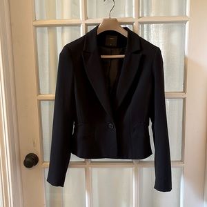 Size 6 VIEW black blazer